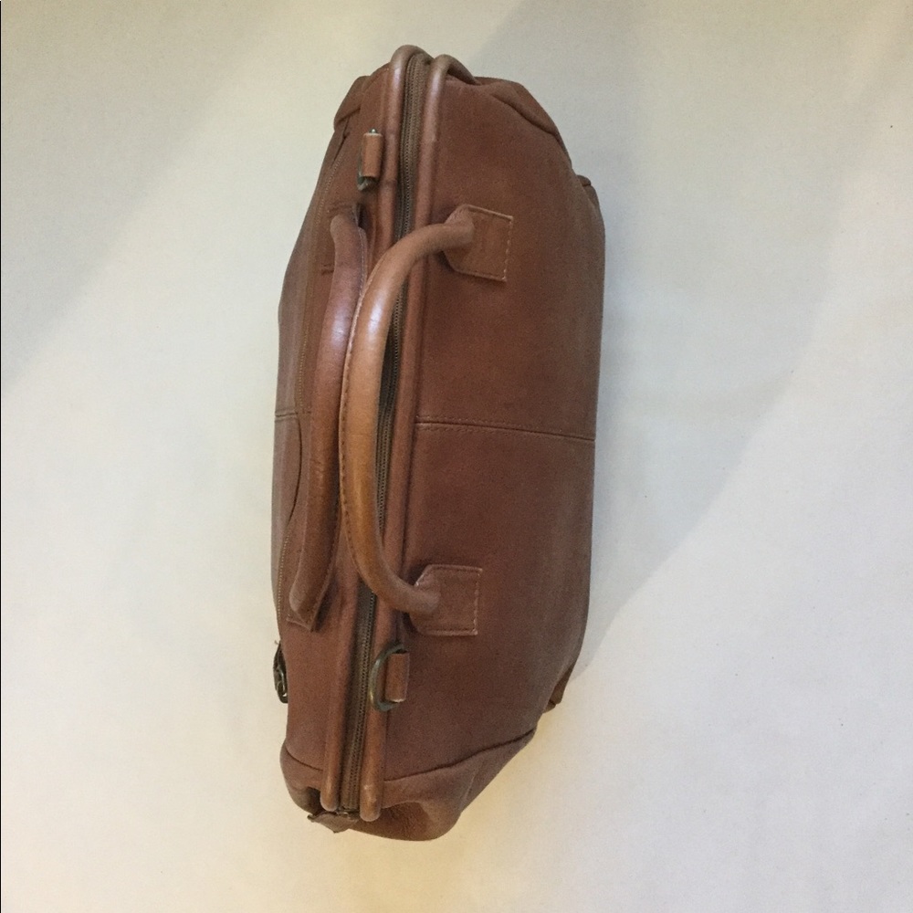HOBO International Leather Bag Made in Colombia - Picture 6 of 8